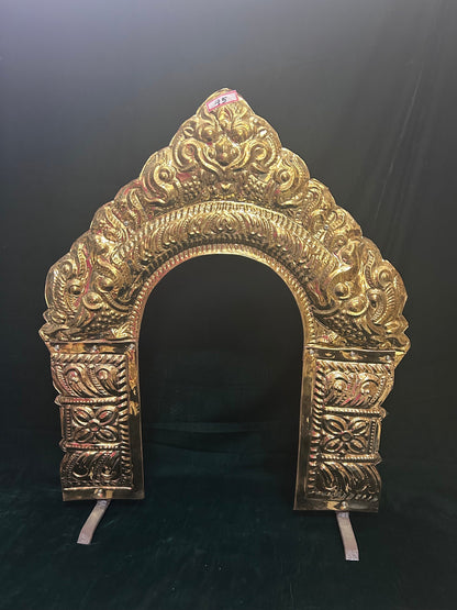 Prasiddh copper idol present brass made prabhavali / arch / background arch