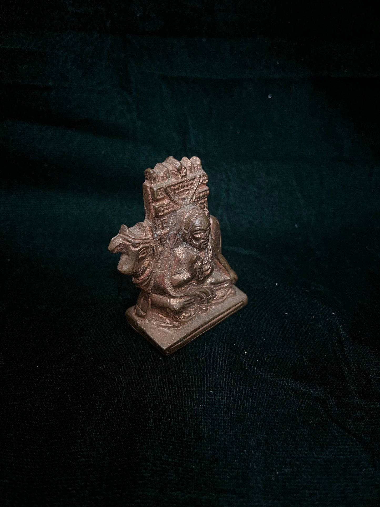 Prasiddh copper idol present copper idol of raghavendra swamy