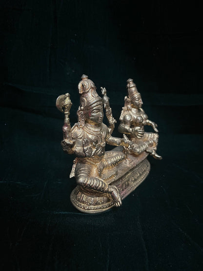 Prasiddh copper idols present panchaloha idol of somaskanda murthy , shiva parvati with skanda