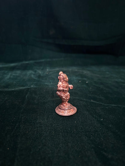 copper made minature doubble hand butter ball krishna