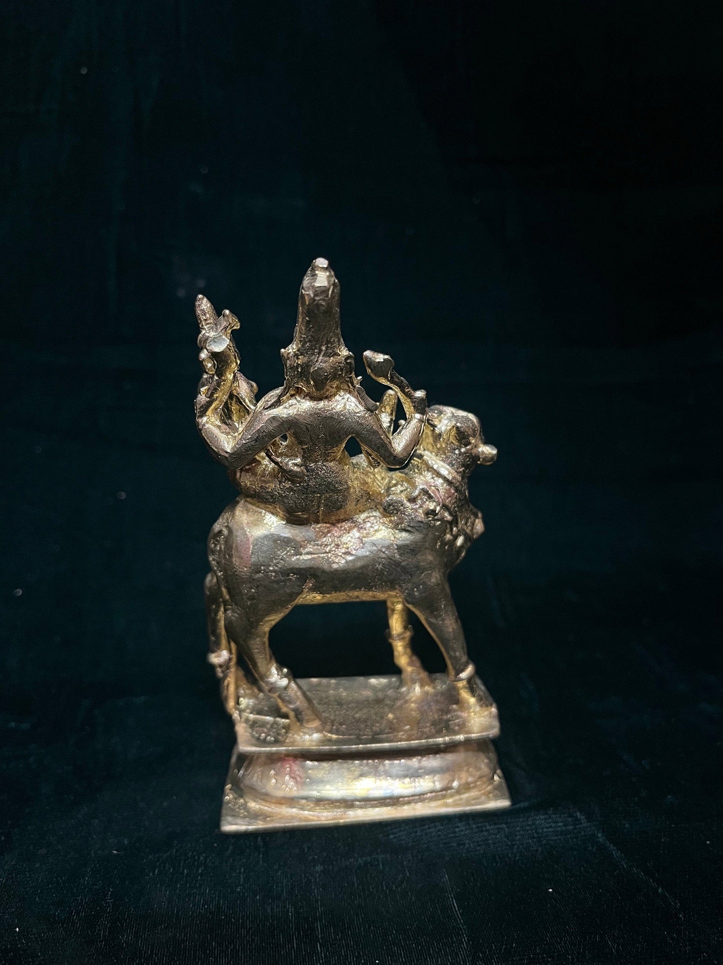 prasiddh copper idols present panchaloha idol of pradosha murthy / umamaheshwara with nandi / shiva parvati with nandi