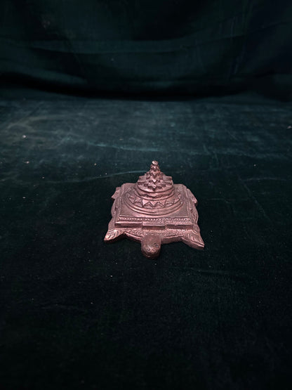 Prasiddh copper idol present copper idol of meru on shree yantra