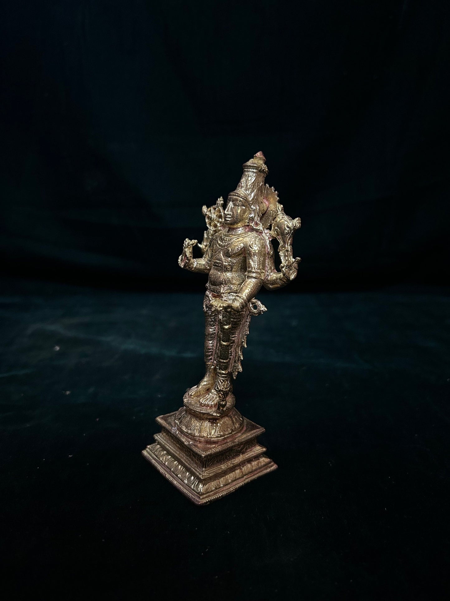 Prasiddh copper idol present panchaloha idol of chennakeshava narayana / vishnu