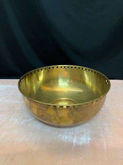 Vintage brass made unique big size flower bowl