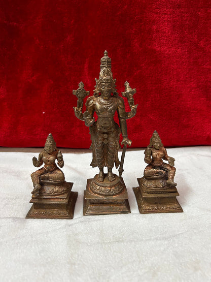 Copper idol of Chaturbhuja ranganatha swamy with sreedevi bhudevi/ Vishnu with lakshmi and padmavathi