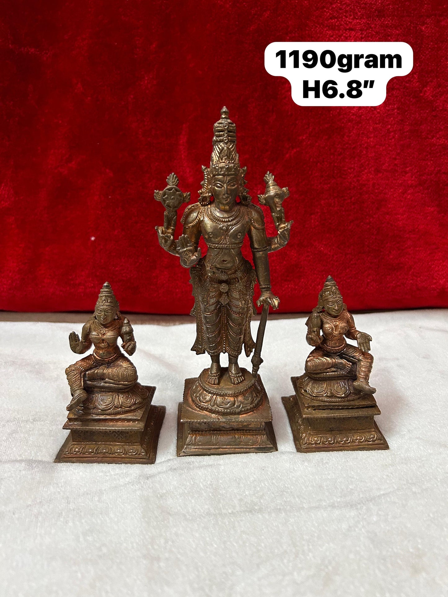 Copper idol of Chaturbhuja ranganatha swamy with sreedevi bhudevi/ Vishnu with lakshmi and padmavathi