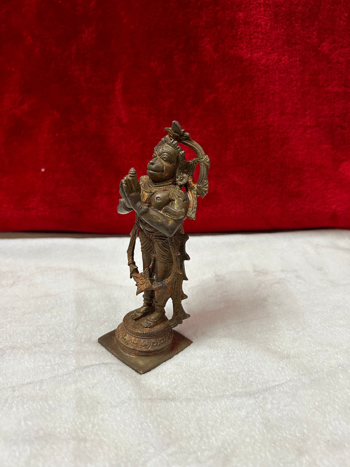 Copper made Hanuman idol/ Anjaneya/ hanumantha/ Maruthi/ standing hanuman