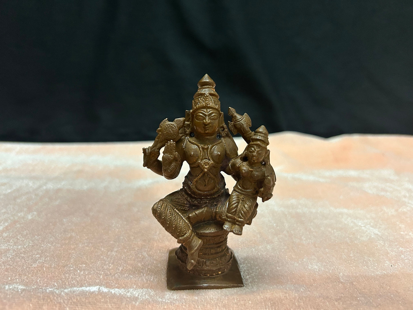 copper made lakshminarayana / lakshmi narayana