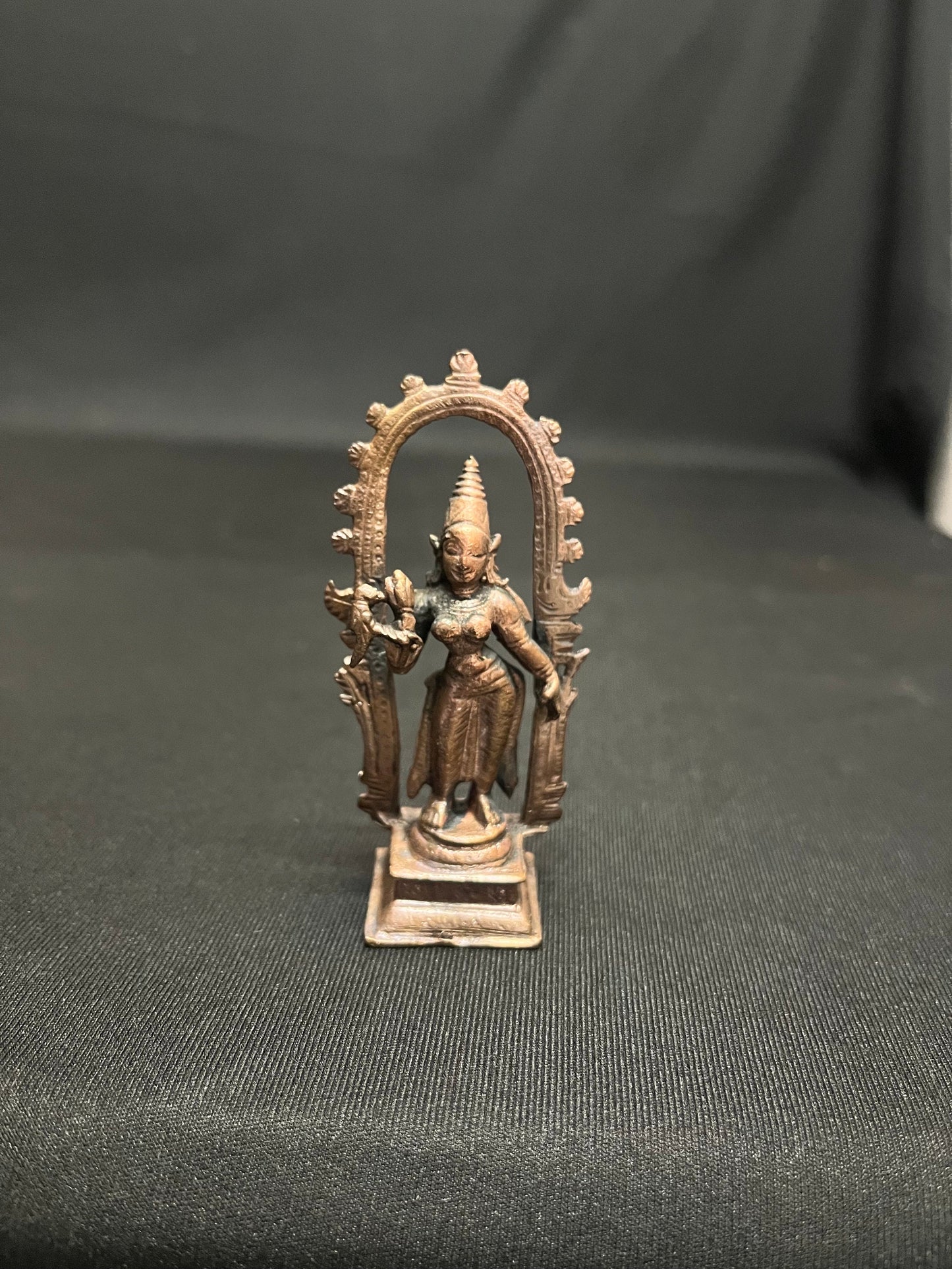 Prasiddh copper idols presents copper idol of shivagami / umadevi / parvatidevi in antique polish