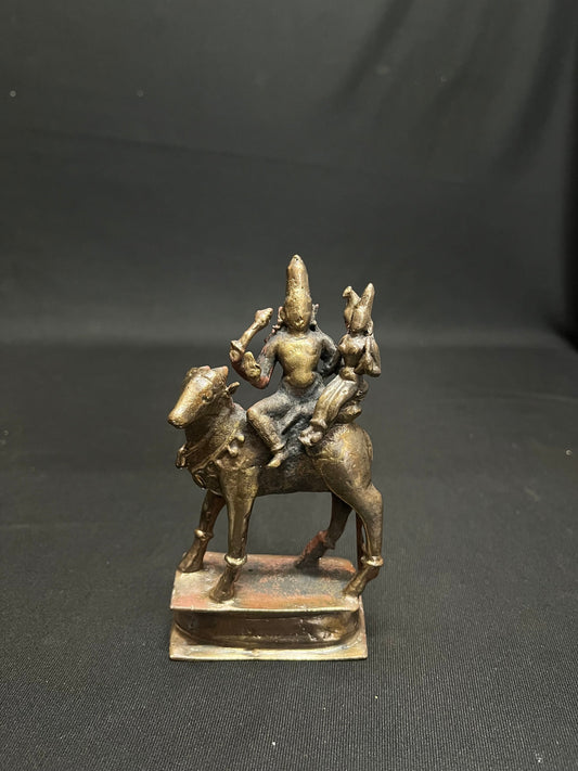 Prasiddh copper idols presents Pradhosha murthy/ Uma maheshwara on vrushabha vahana/ shiva parvathi on nandhi in antique polish