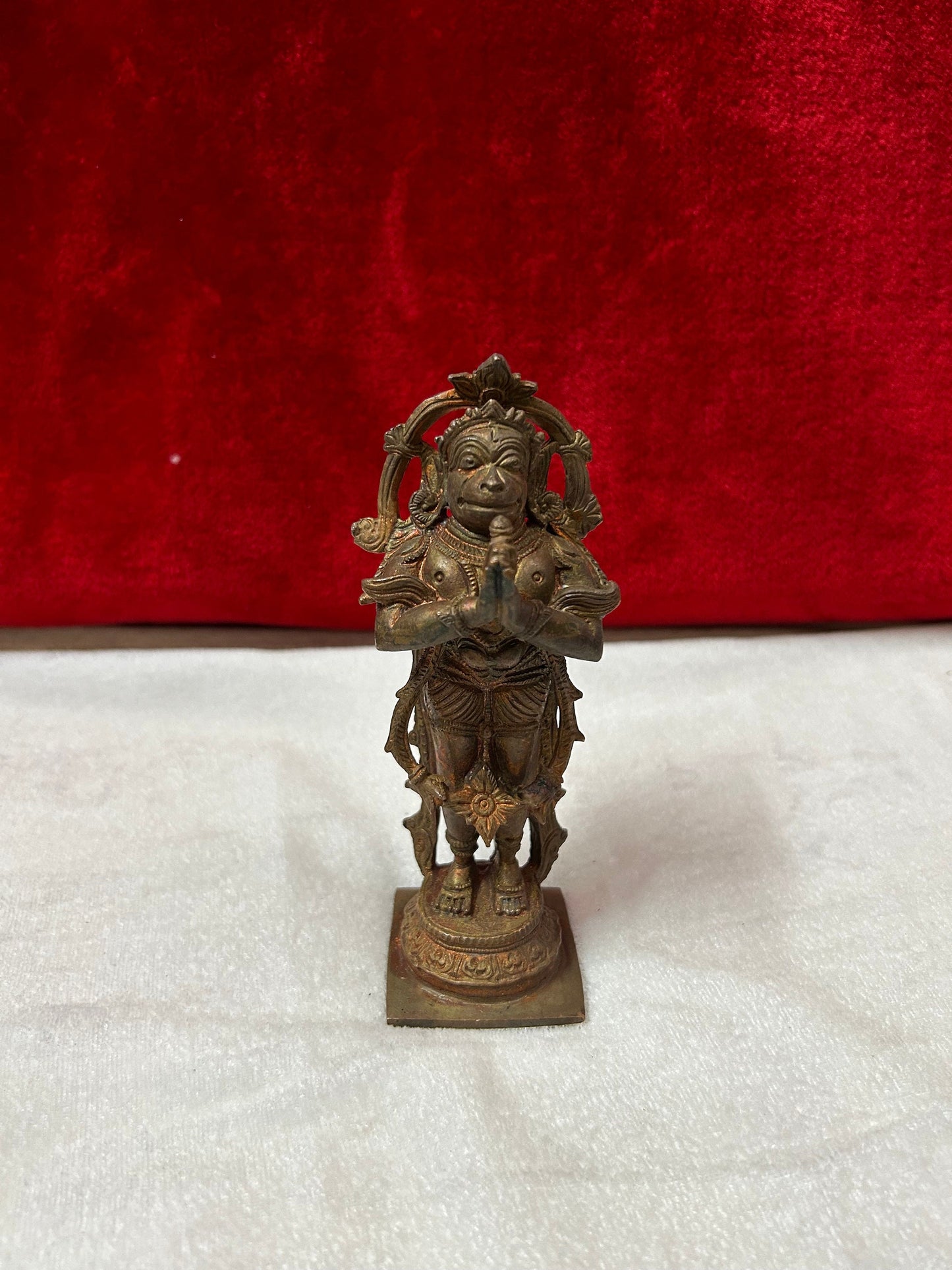 Copper made Hanuman idol/ Anjaneya/ hanumantha/ Maruthi/ standing hanuman