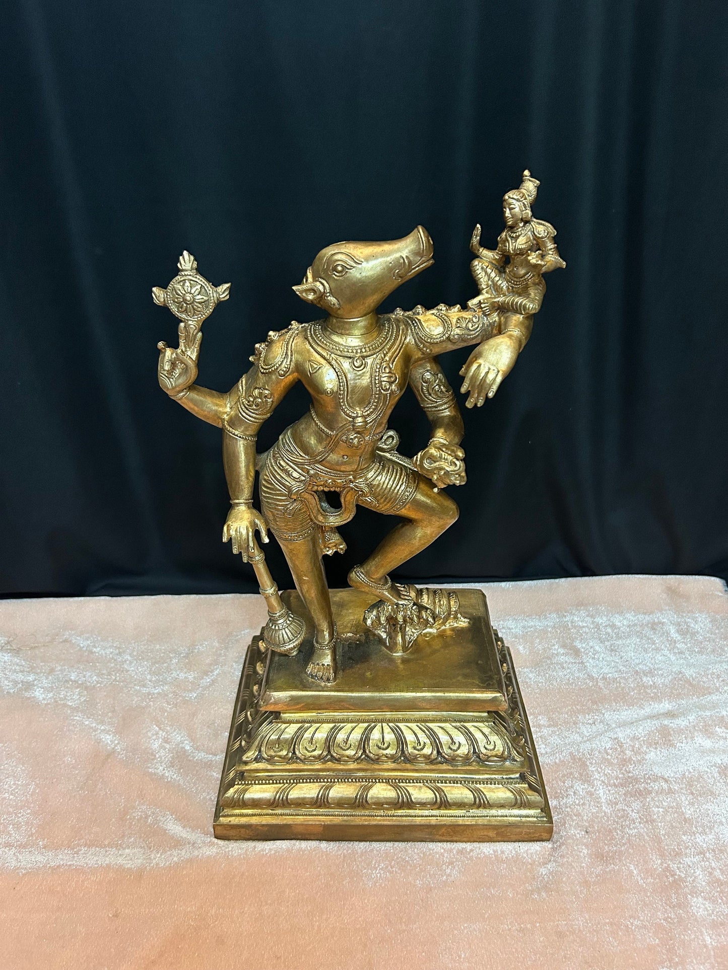 Panchaloha handcrafted Bhu varaha swamy/ varaha swamy