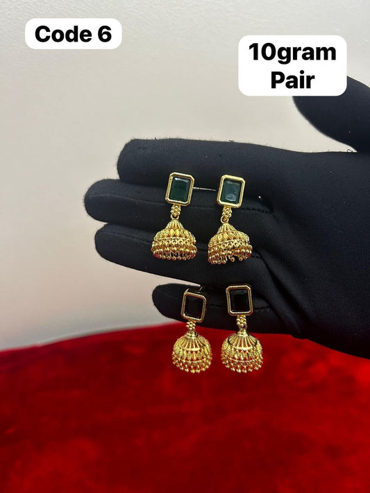 Panchaloha made gold polished green stone jhumkas set of 1