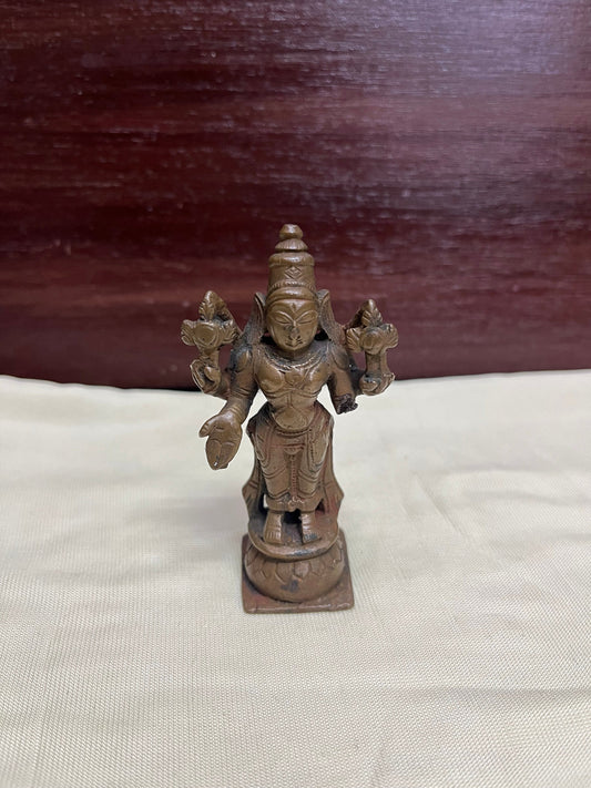 Vintage srinivasa idol ( broken)