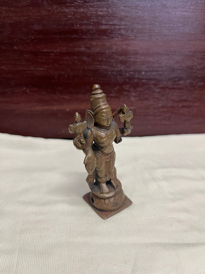 Vintage srinivasa idol ( broken)