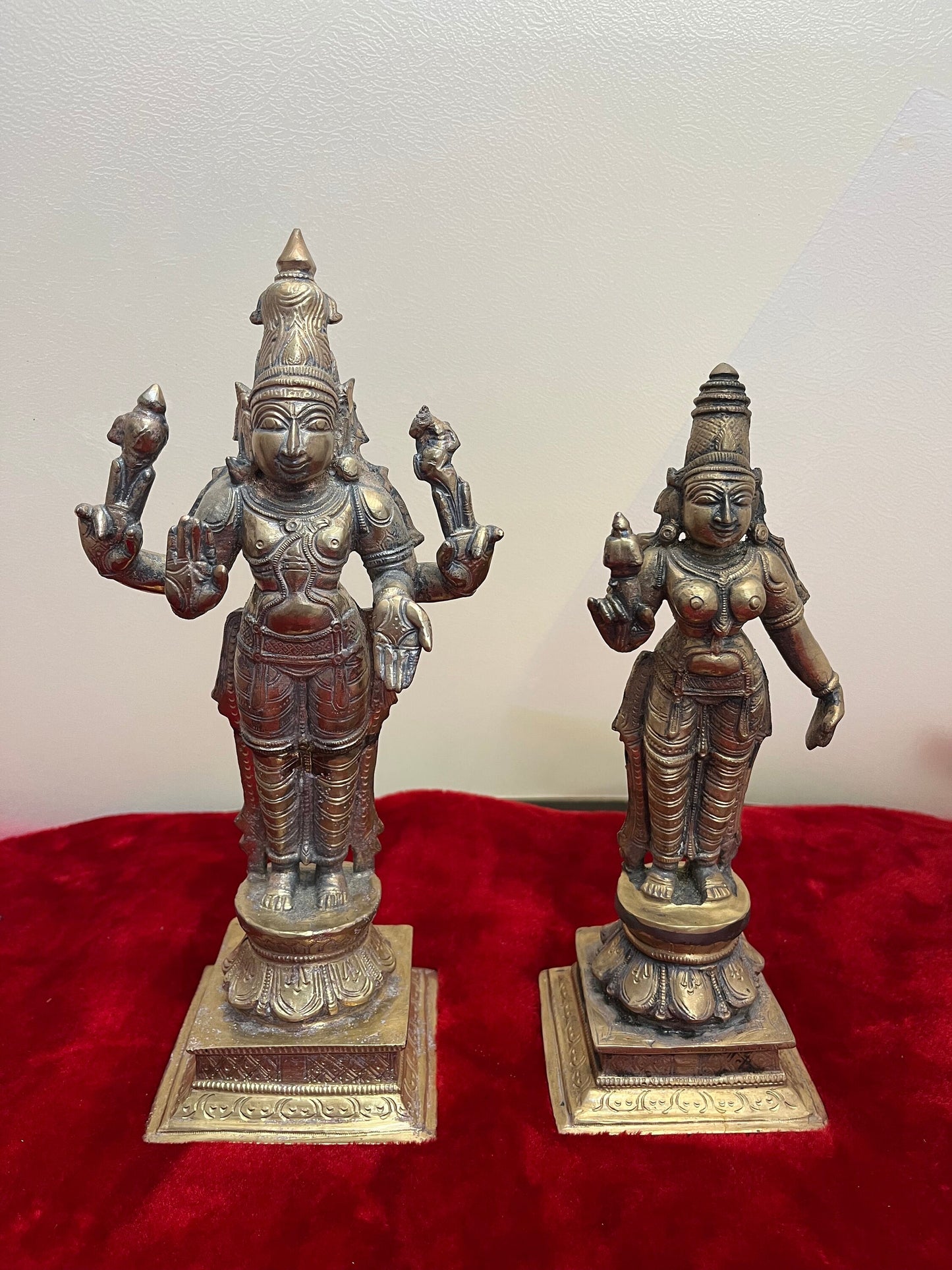 Prasiddh Copper Idols presents bronze made Chandrashekara Parvati idols ( Girija kalyana ) shiva Parvati idol