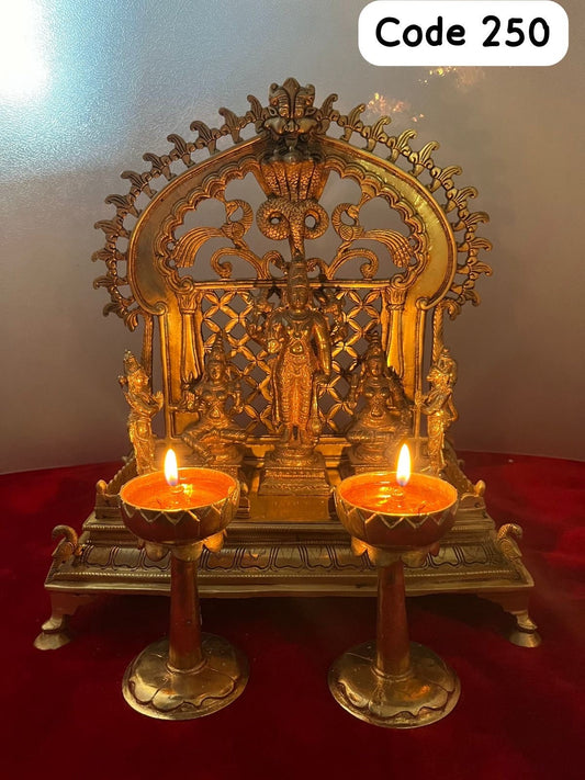 Panchaloha made Elegant peeta prabhavali with lamps ( Idols & not included )