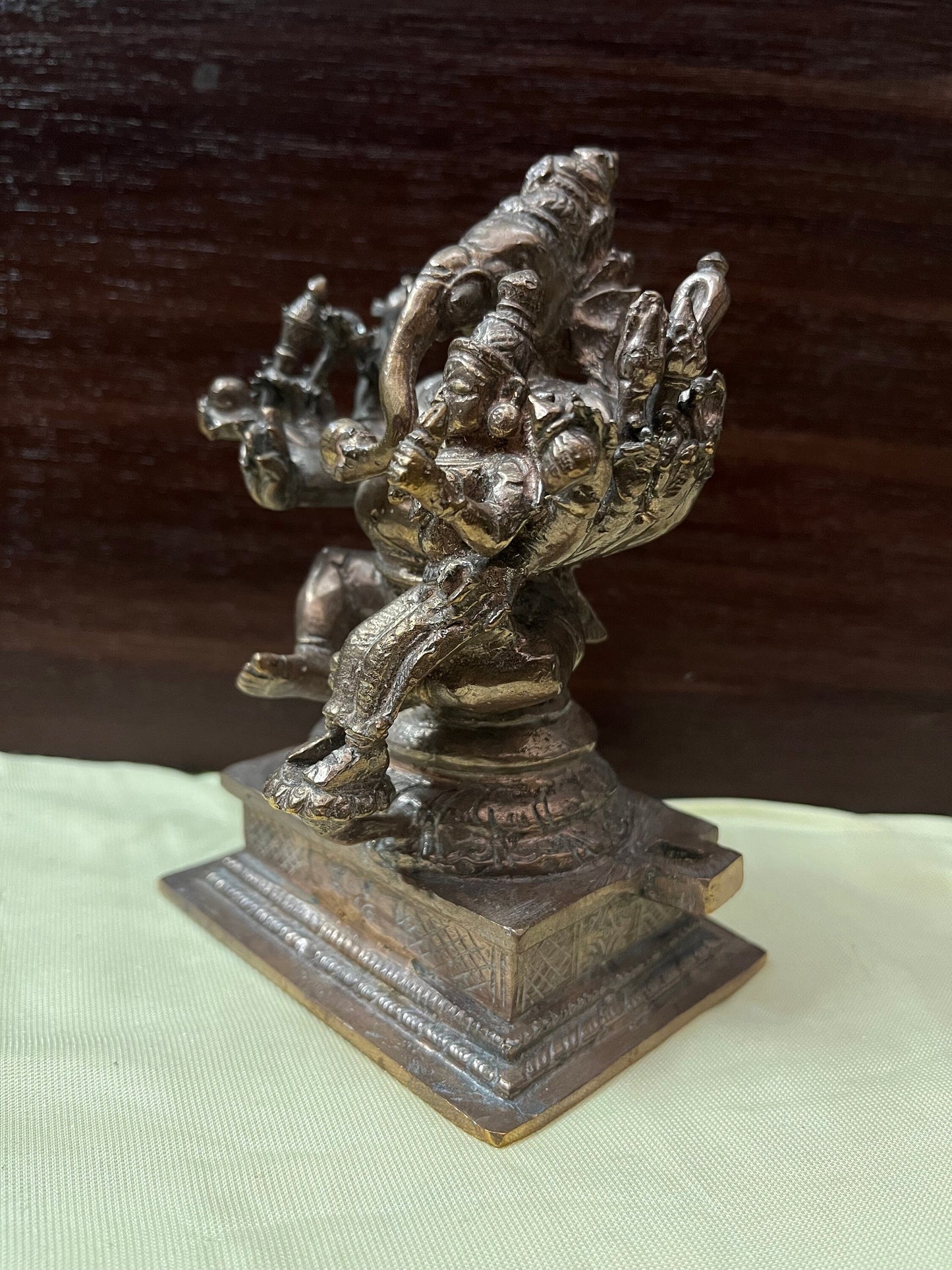 Prasiddh copper idols presents bronze idol of shakthi ganapathi