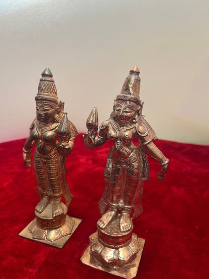 Prasiddh copper idol present copper idol of sridevi and bhudevi