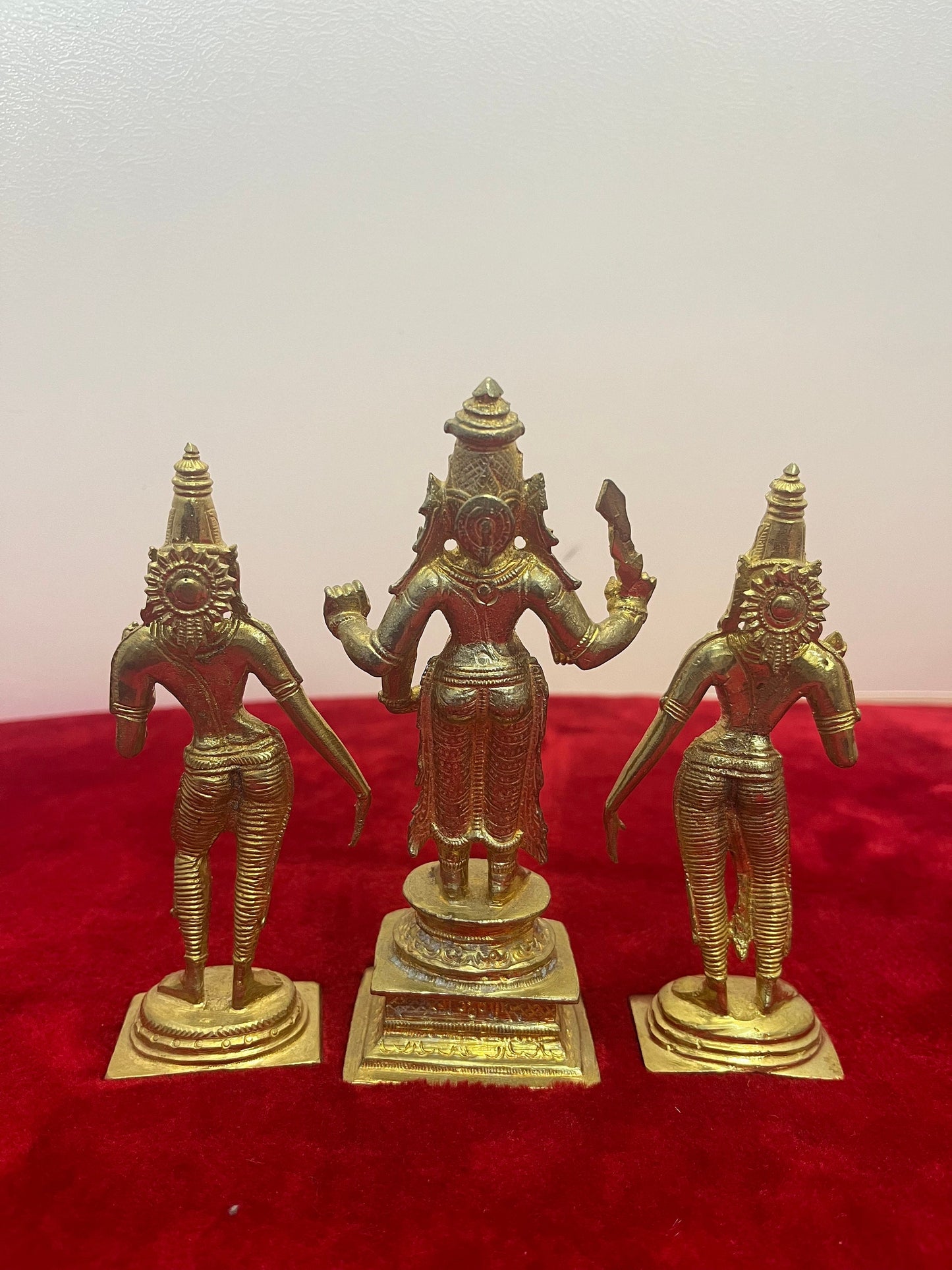 Prasiddh Copper Idols presents panchaloha idol of Tiruchenduru Muruga with Valli Devayani