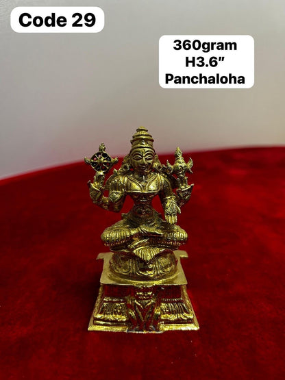 Prasiddh copper idols present panchaloha idol of Mookambhika Idol