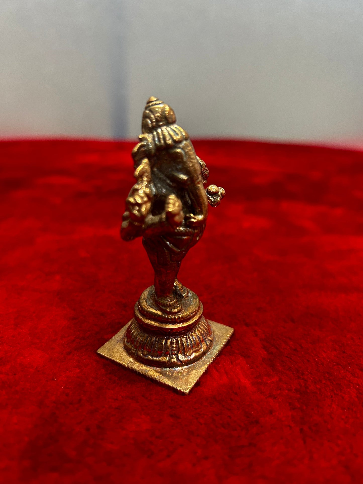 Prasiddh Copper Idols presents copper idol of Standing Ganapathi ganesha