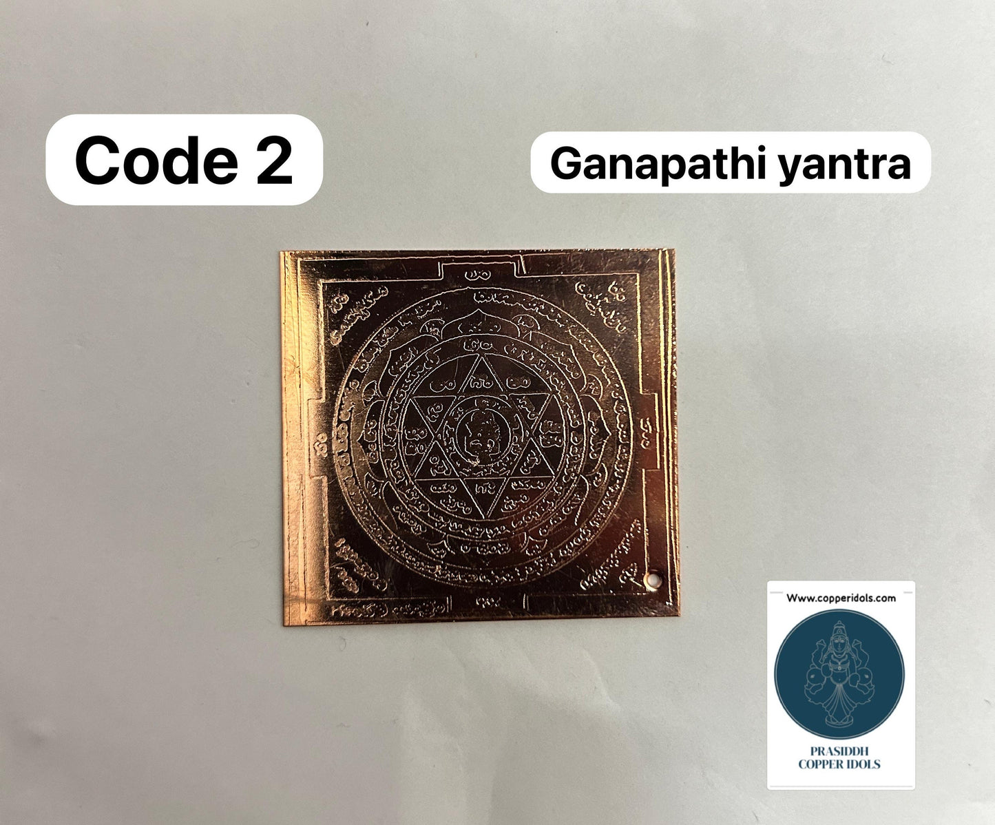 ಪ್ರಸಿದ್ಧ ತಾಮ್ರದ ವಿಗ್ರಹಗಳು ಗಣಪತಿ ಯಂತ್ರವನ್ನು ಪ್ರಸ್ತುತಪಡಿಸುತ್ತವೆ