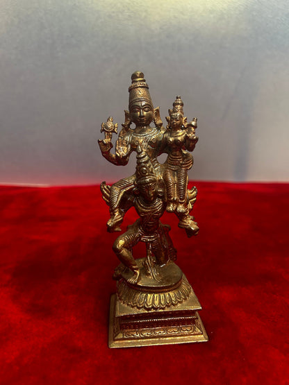 Prasiddh copper idol presents garudaruda lakshmi narayana / shekhara narayana