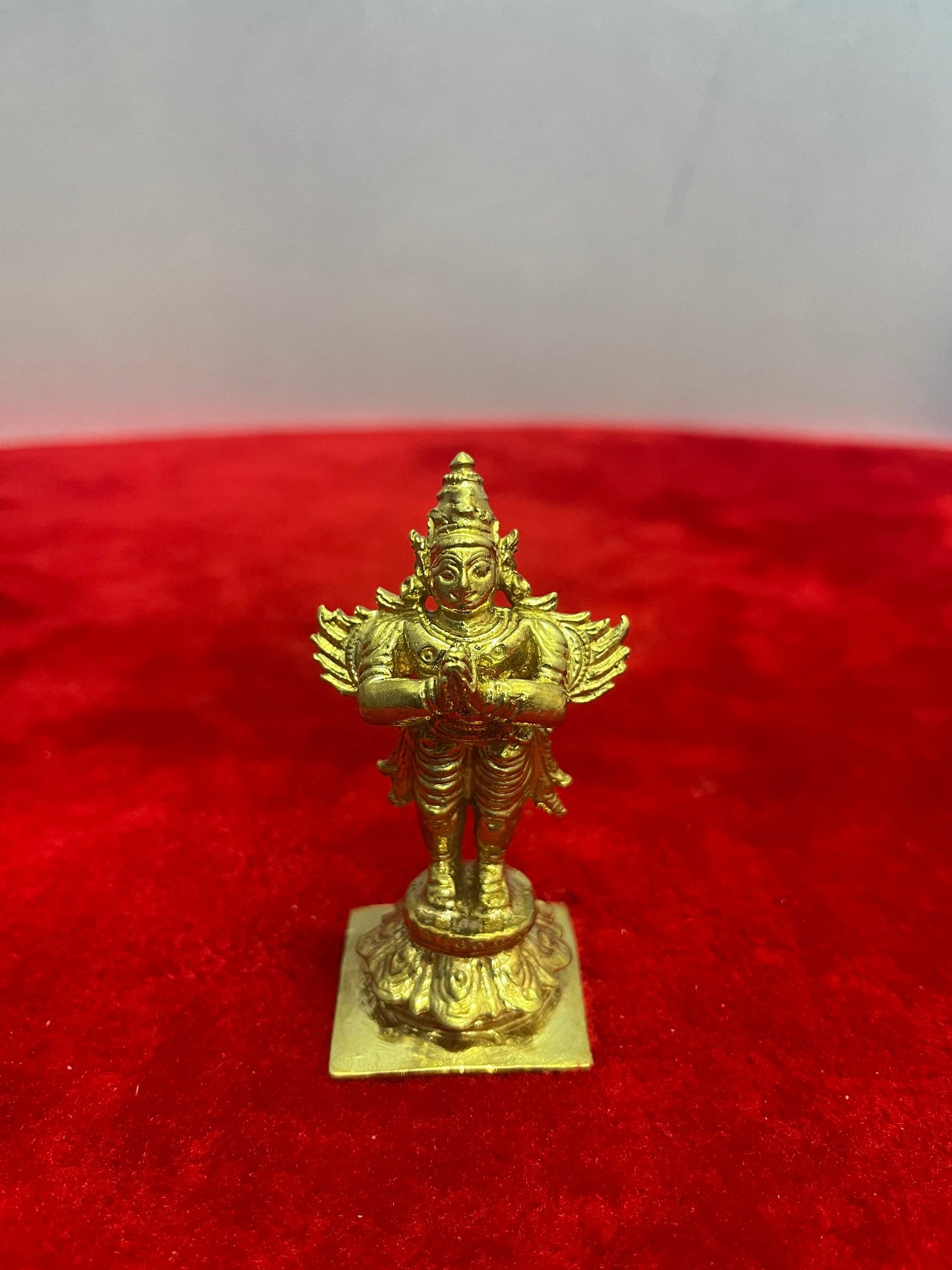 Prasiddh Copper Idols presents panchaloha idol of Garuda