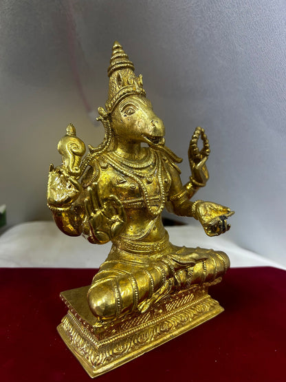 Prasiddh Copper Idols presents panchaloha idol of Hayagreeva Hyagriva Swamy idol