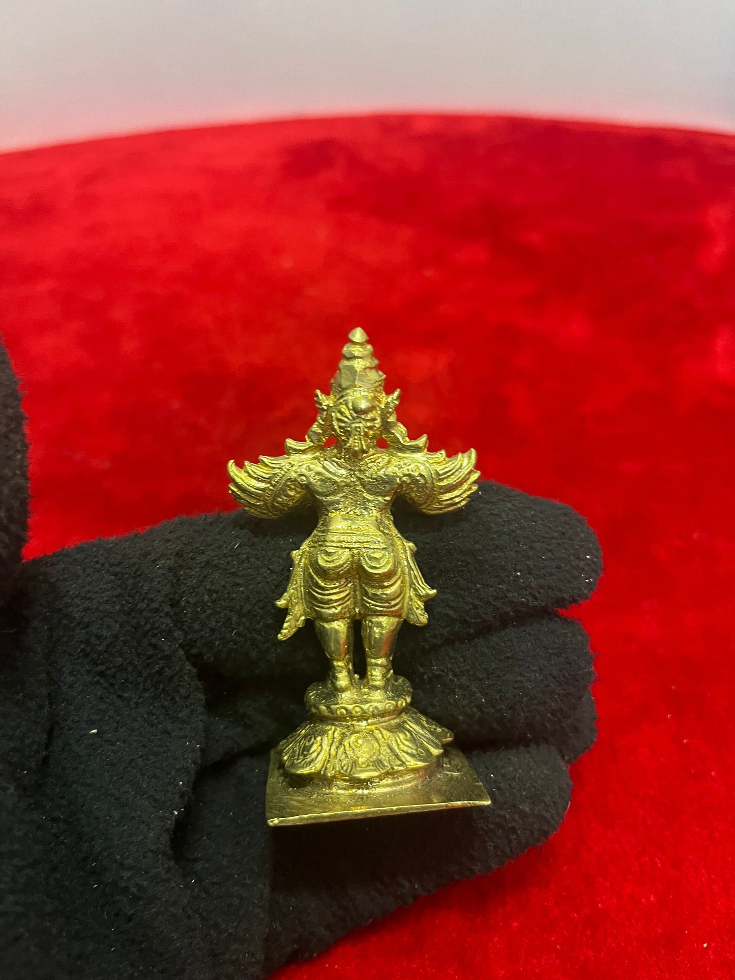 Prasiddh Copper Idols presents panchaloha idol of Garuda