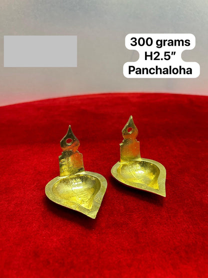 Prasiddh Copper Idols presents panchaloha idol of Deepam ( pair)