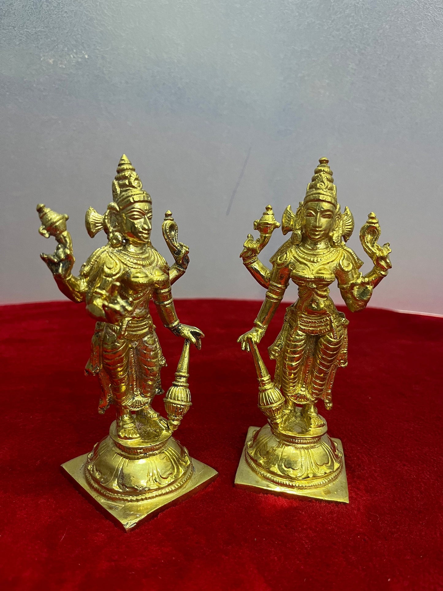 Prasiddh Copper Idols presents panchaloha idol of Dwarapalaki