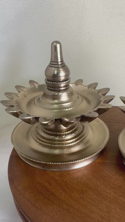 Shodasha deepam/16 Lamps/Deepam/Lamp - Prasiddh Idols Presents Panchaloha handcrafted shodasha lamp